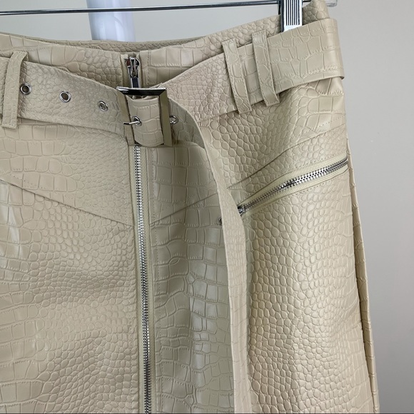 Missguided faux croc leather skirt - Picture 4 of 6